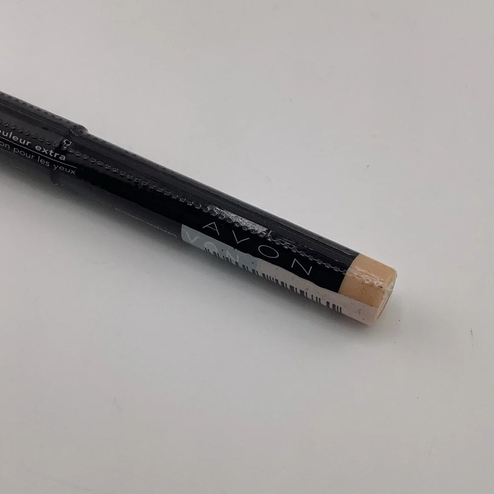 New Avon Big Color Eye Pencil “Natural Vibe”